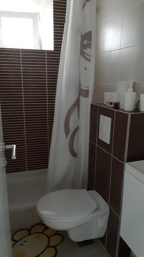 גראדאץ Apartmani Lara מראה חיצוני תמונה